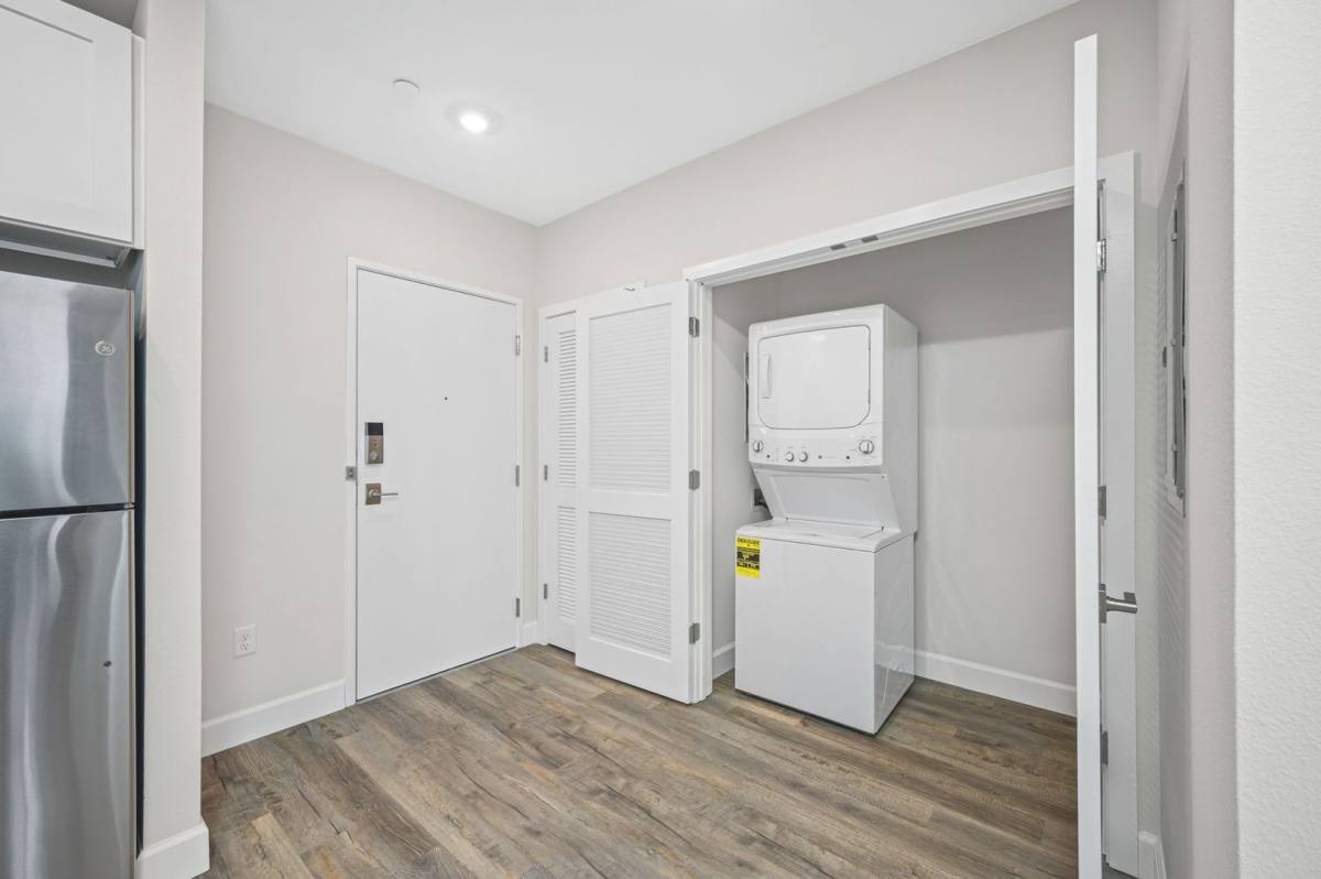 Apartment for rent at 357 5th St S, Saint Petersburg, FL 33701
