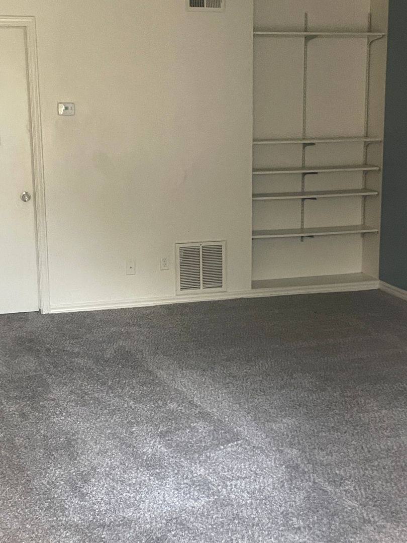Apartment for rent at 5112 S Delaware Place, Tulsa, OK 74105