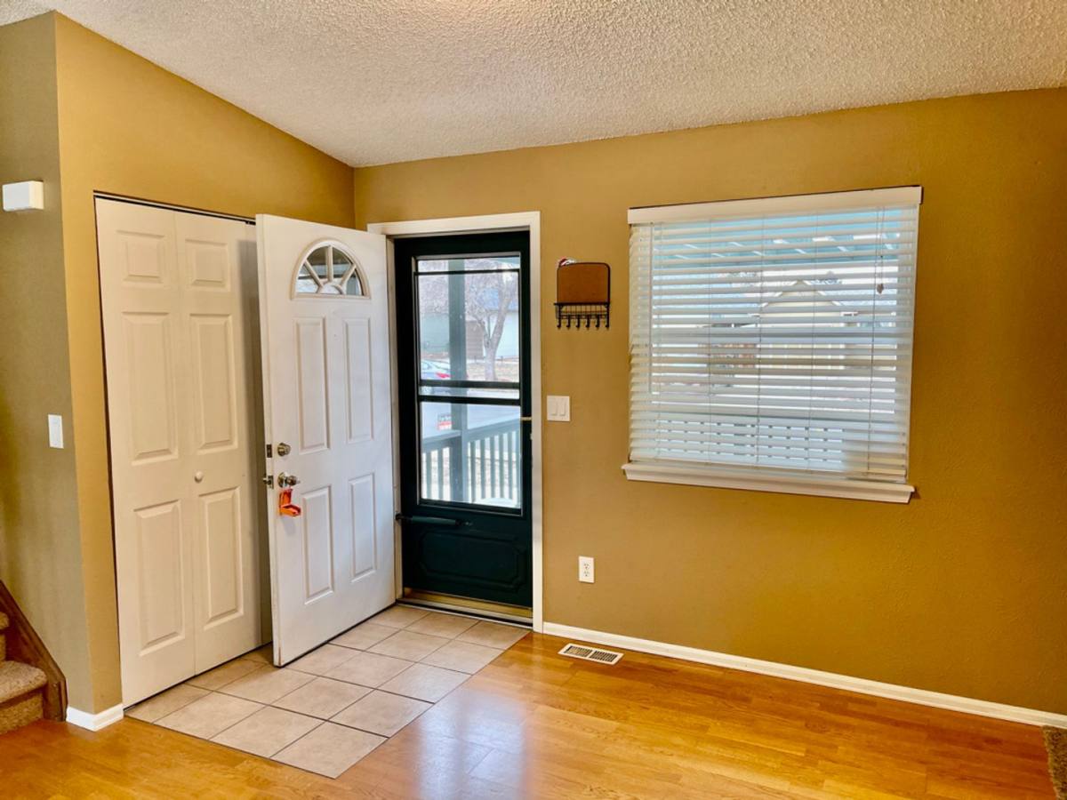 House for rent at 17502 E Whitaker Dr, Aurora, CO 80015