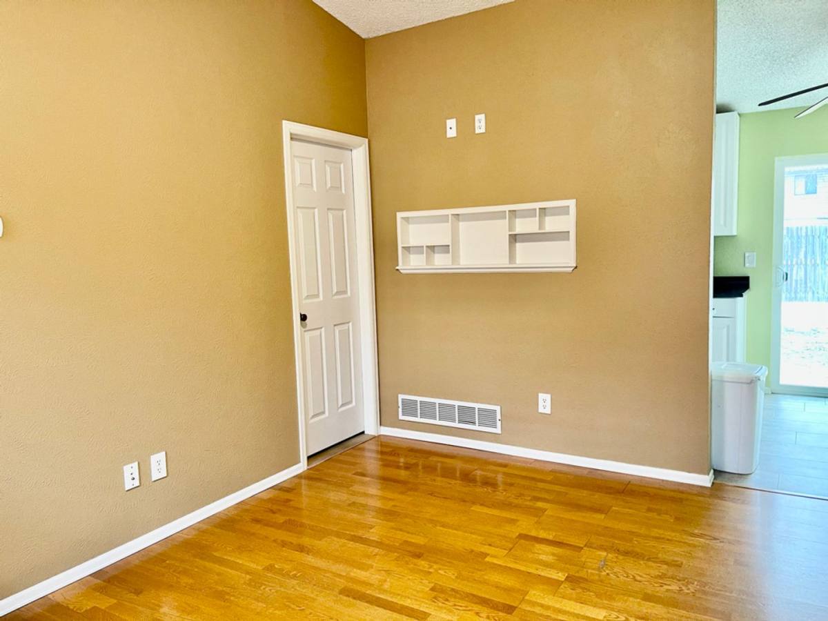 House for rent at 17502 E Whitaker Dr, Aurora, CO 80015