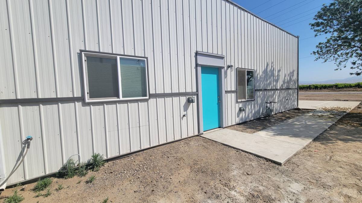 Apartment for rent at 11228 S Edison Rd, Bakersfield, CA 93307