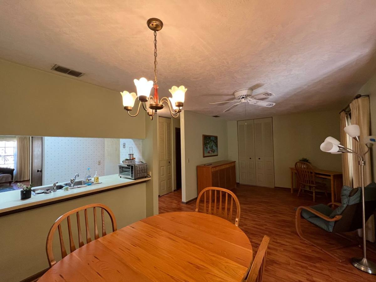 House for rent at 913 New Bedford Dr, Deland, FL 32724