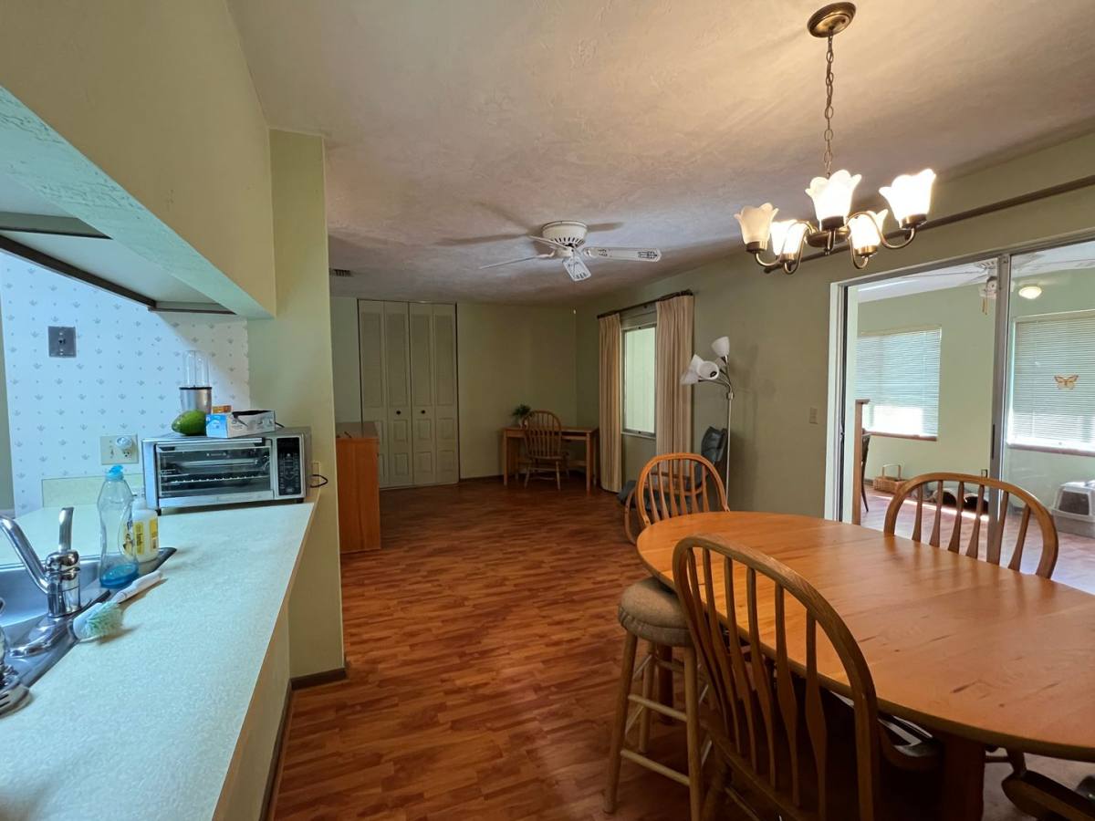 House for rent at 913 New Bedford Dr, Deland, FL 32724
