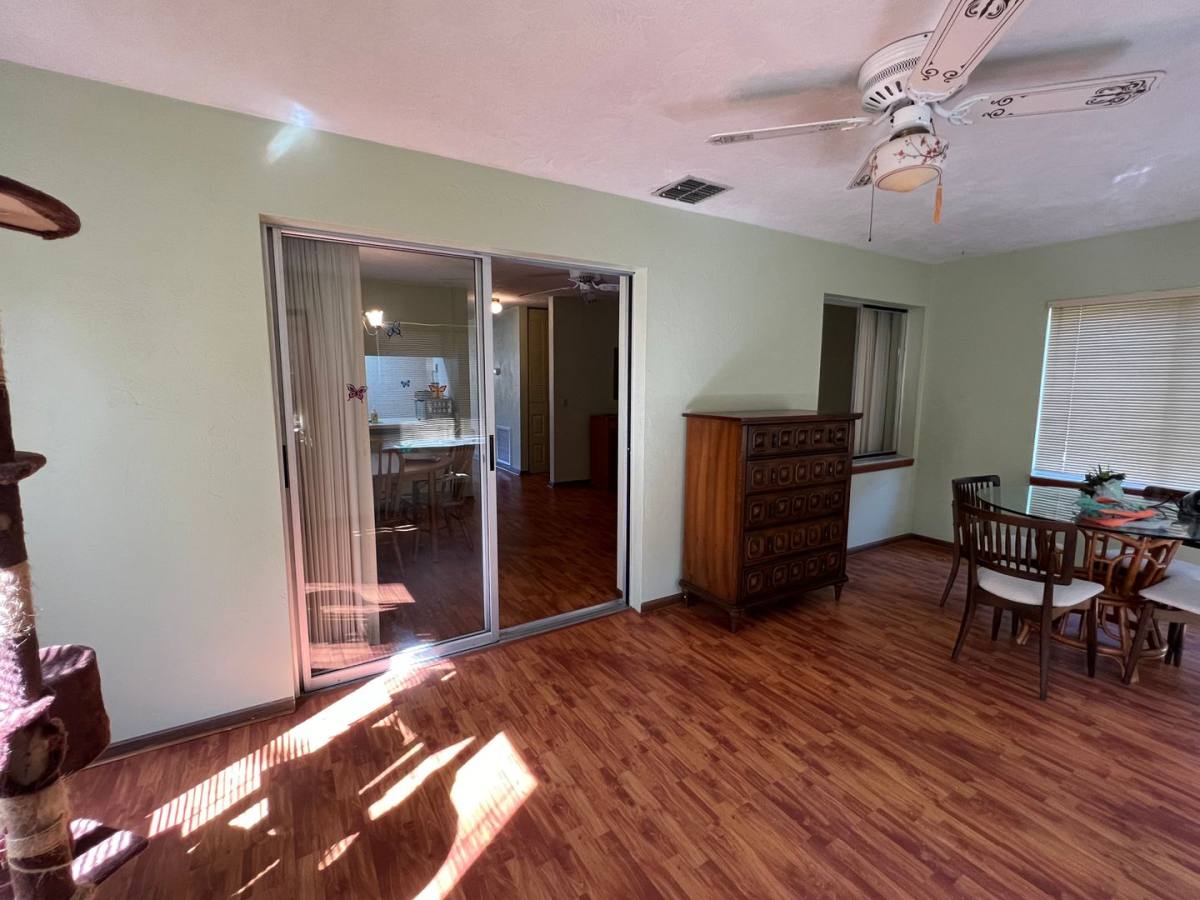 House for rent at 913 New Bedford Dr, Deland, FL 32724