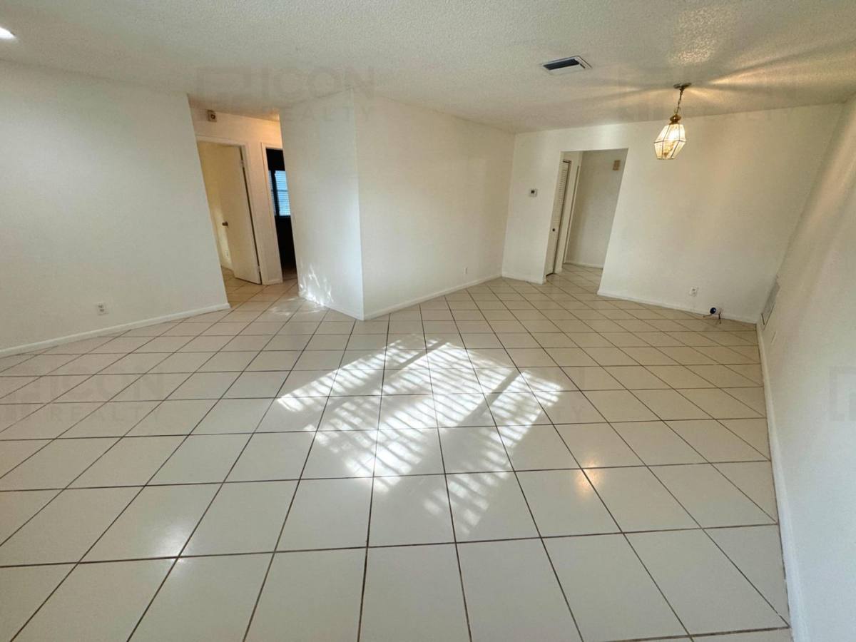 House for rent at 61 SW 34th Ave, Deerfield Beach, FL 33442