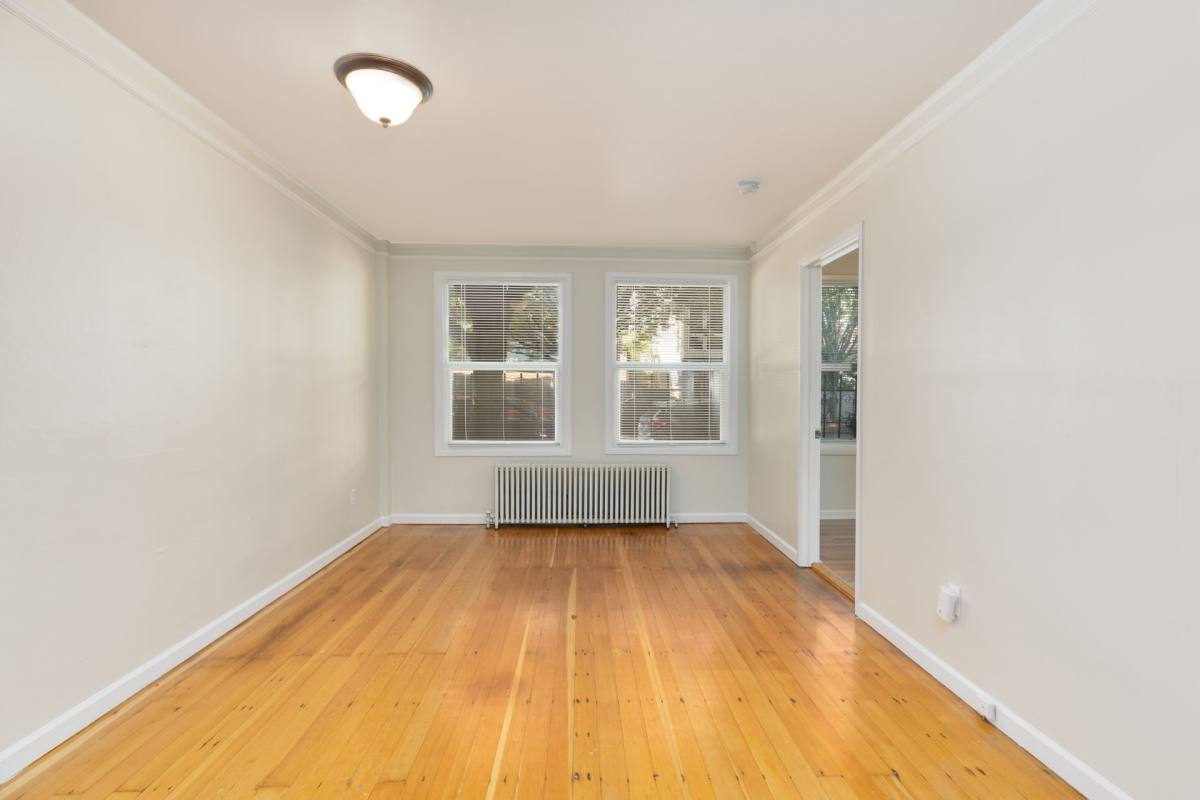 Apartment for rent at 620 19th Ave E, Seattle, WA 98112