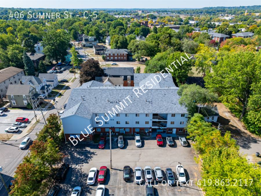 Apartment for rent at 406 Sumner St #C-5, Akron, OH 44304