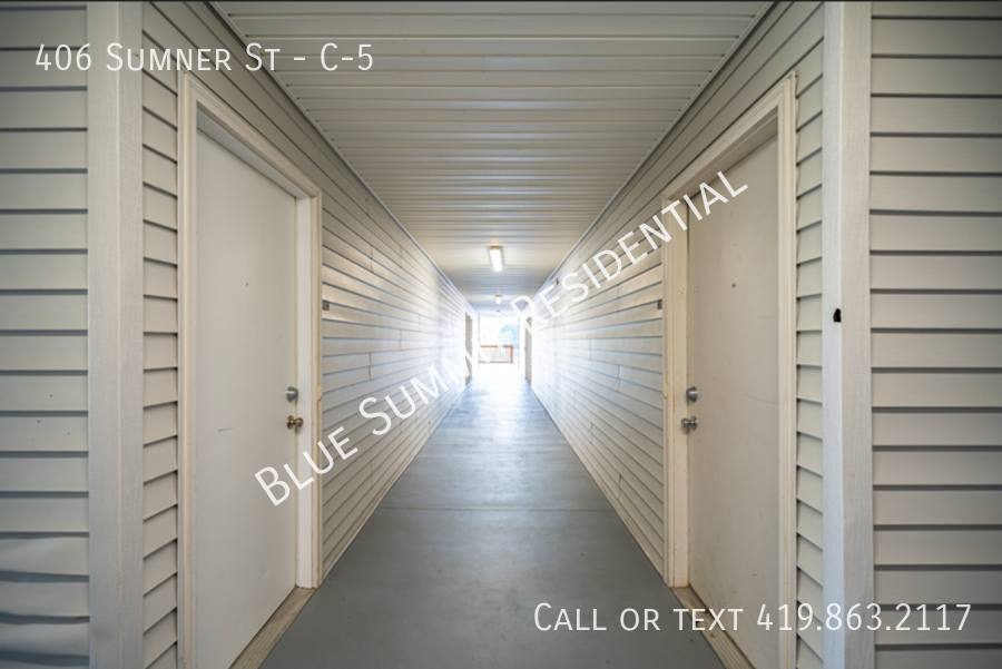 Apartment for rent at 406 Sumner St #C-5, Akron, OH 44304