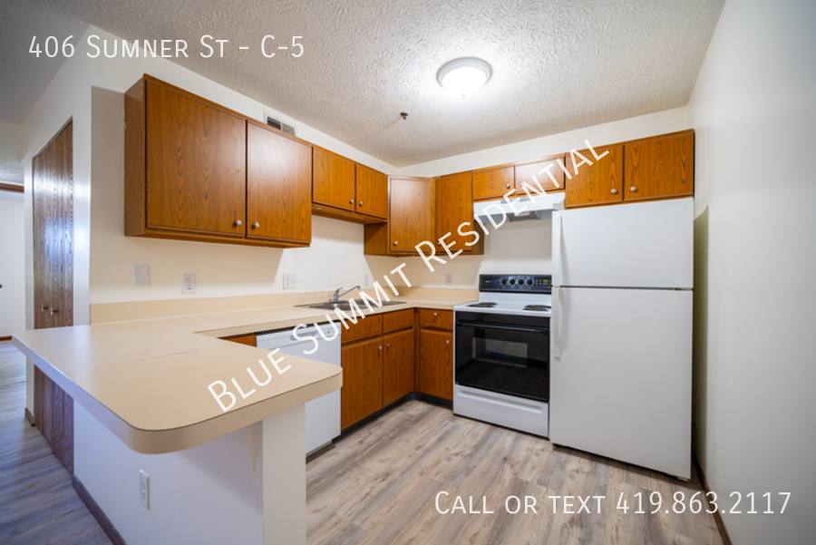 Apartment for rent at 406 Sumner St #C-5, Akron, OH 44304