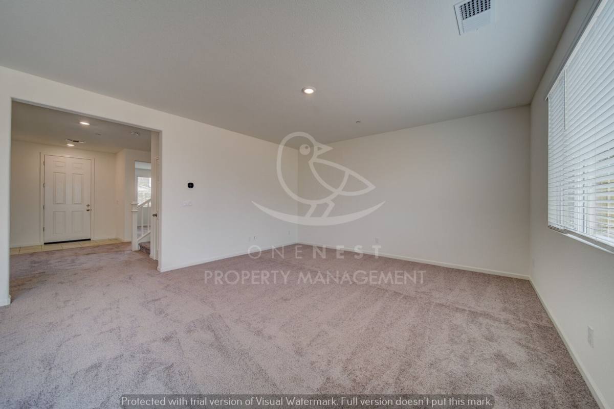 House for rent at 638 Valencia St, Lincoln, CA 95648