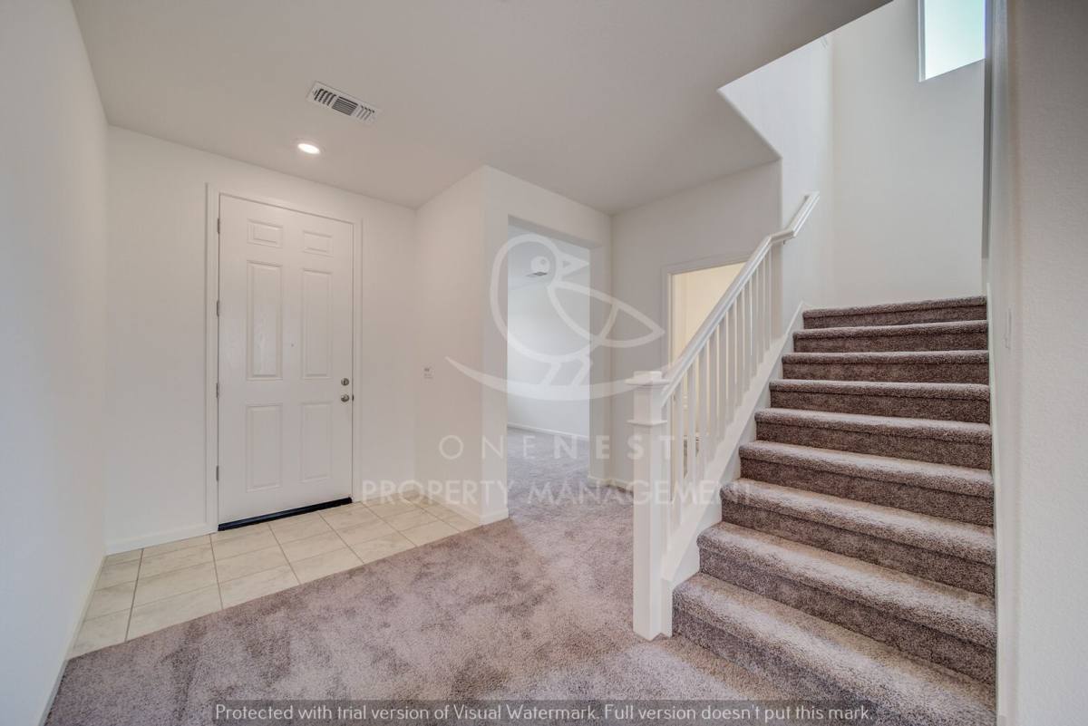 House for rent at 638 Valencia St, Lincoln, CA 95648