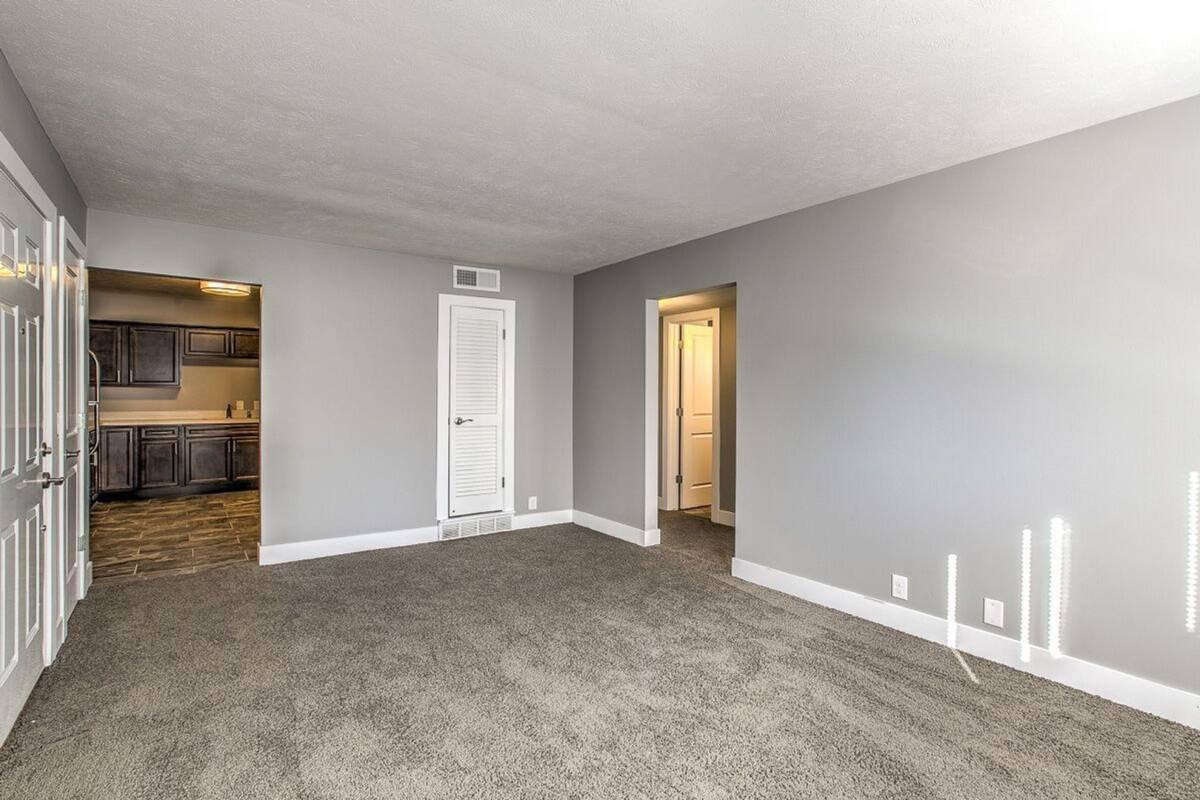 Apartment for rent at 128 132 N, Omaha, NE 68131