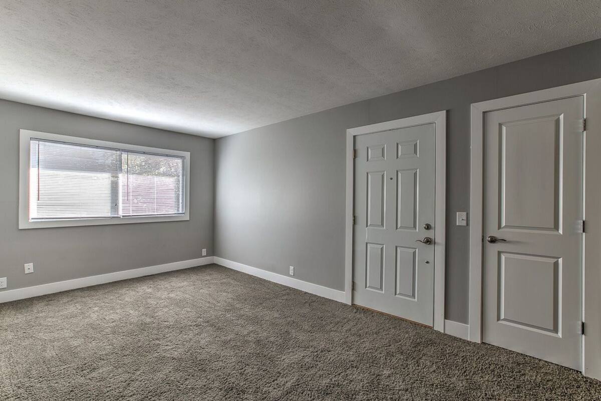 Apartment for rent at 128 132 N, Omaha, NE 68131