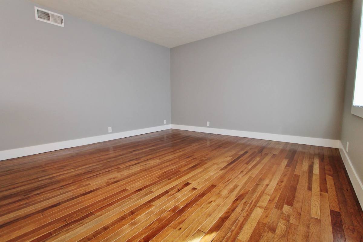 Apartment for rent at 428 N 40th St, Omaha, NE 68131