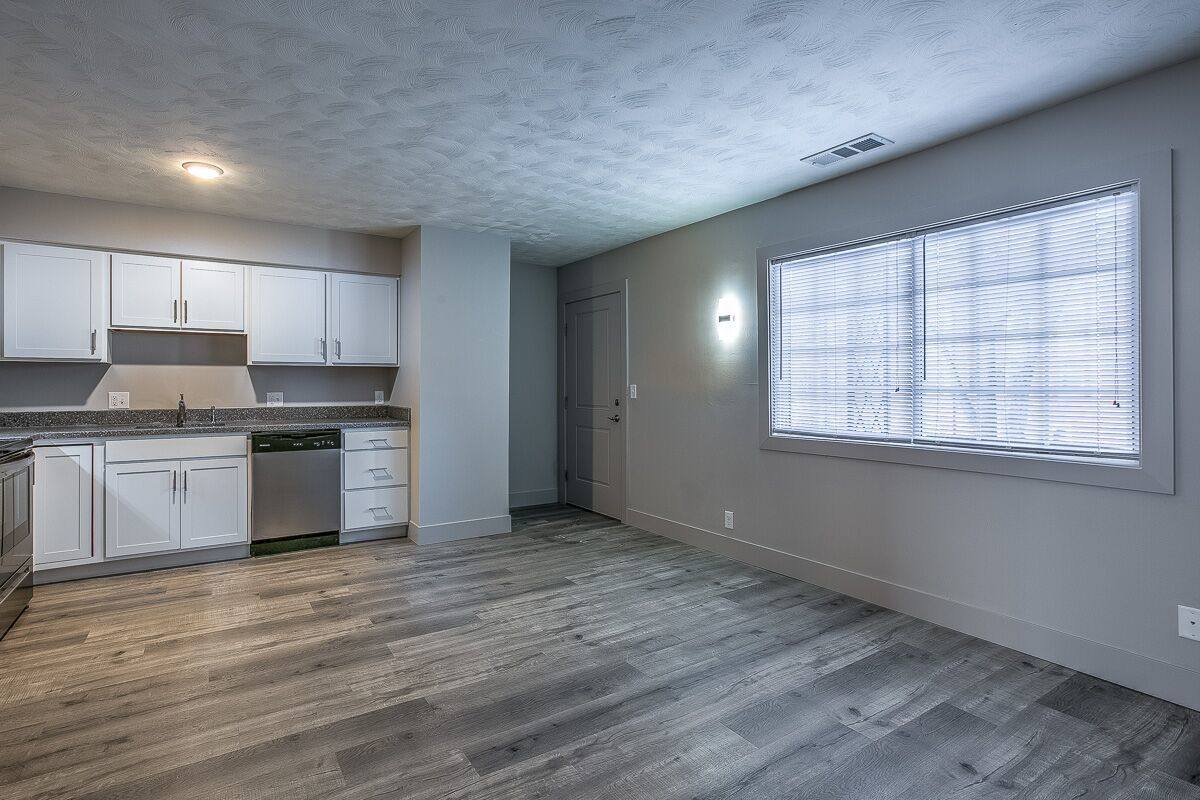 Apartment for rent at 709 S 35th St, Omaha, NE 68105