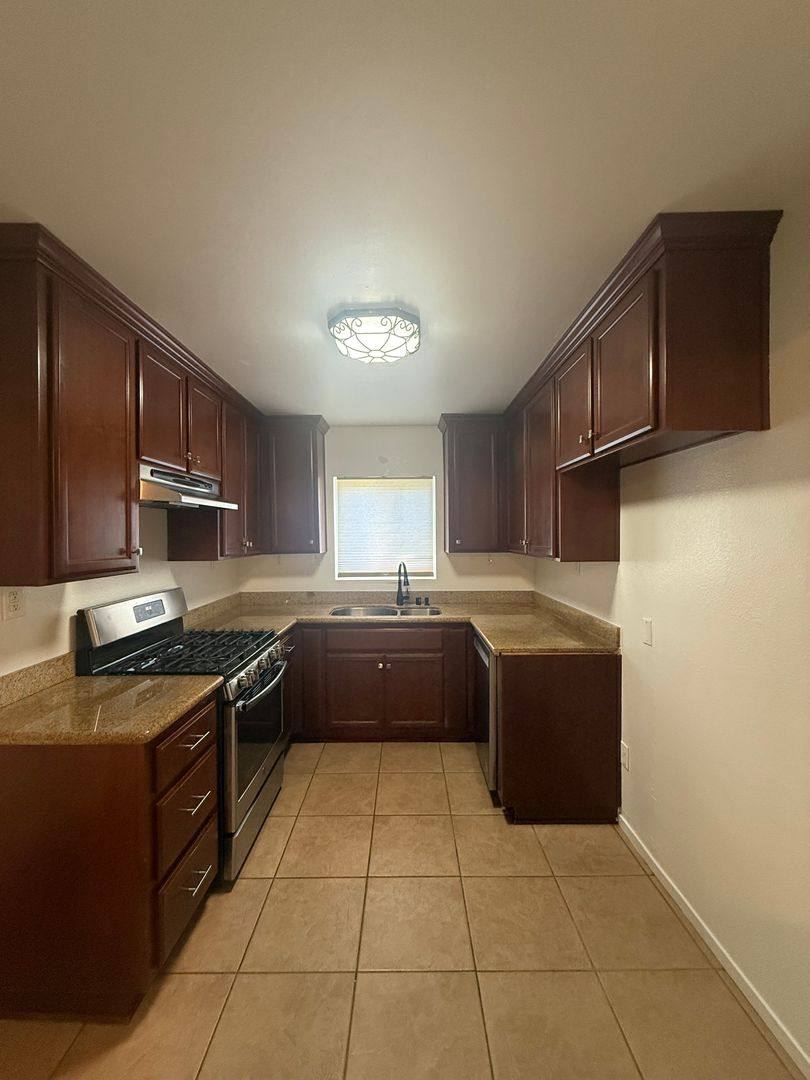 House for rent at 2929 Burnece St, Sacramento, CA 95821