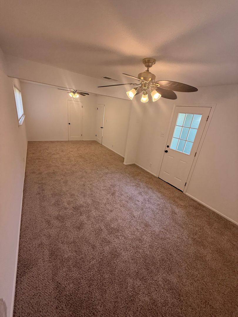 House for rent at 2929 Burnece St, Sacramento, CA 95821