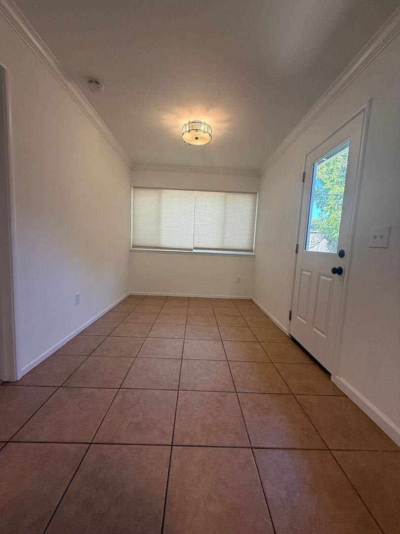 House for rent at 2929 Burnece St, Sacramento, CA 95821