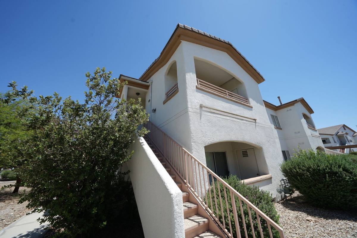 Apartment for rent at 5655 E Sahara Ave, Las Vegas, NV 89142