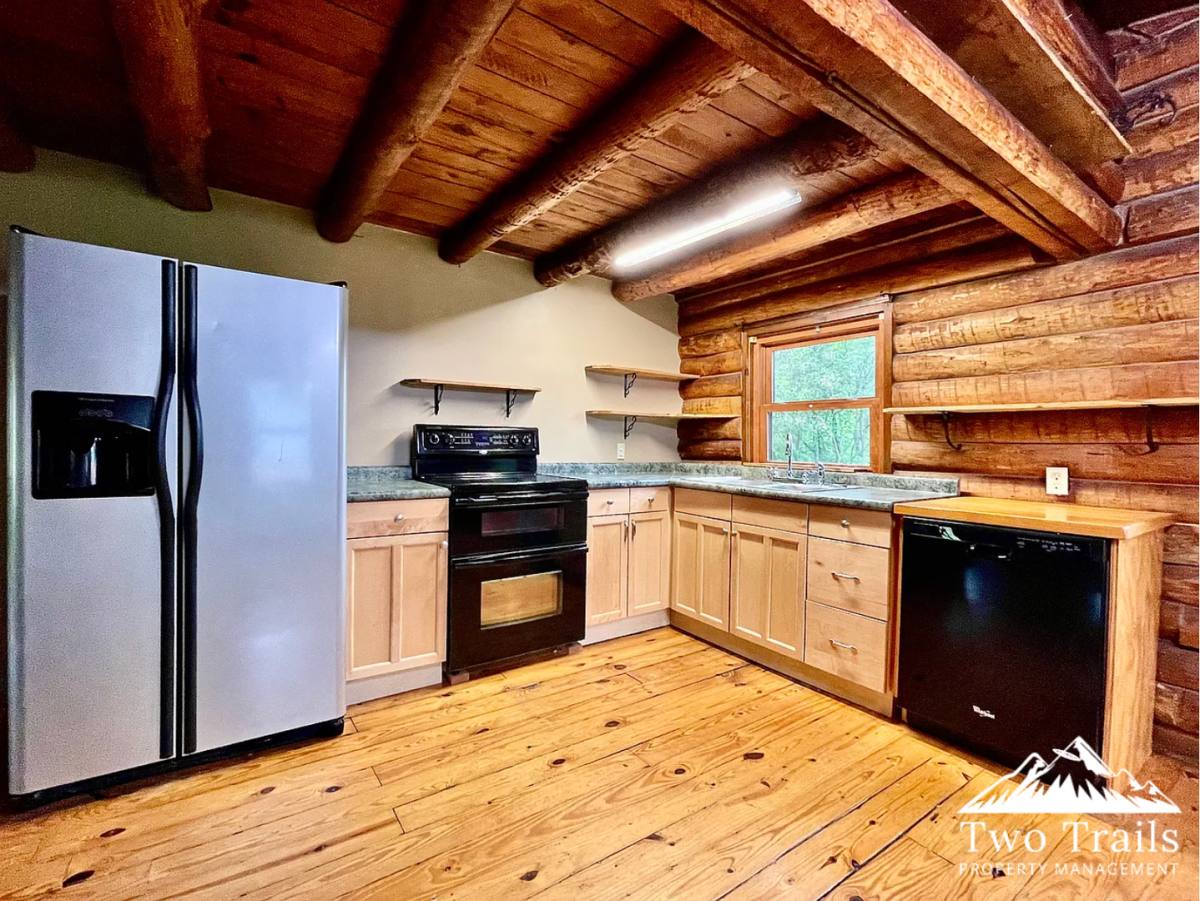 House for rent at 1608 Pennsylvania Ave, Hendersonville, NC 28739