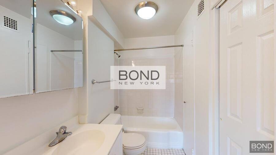 Condo for rent at 236 E 36th St #5G, New York, NY 10016