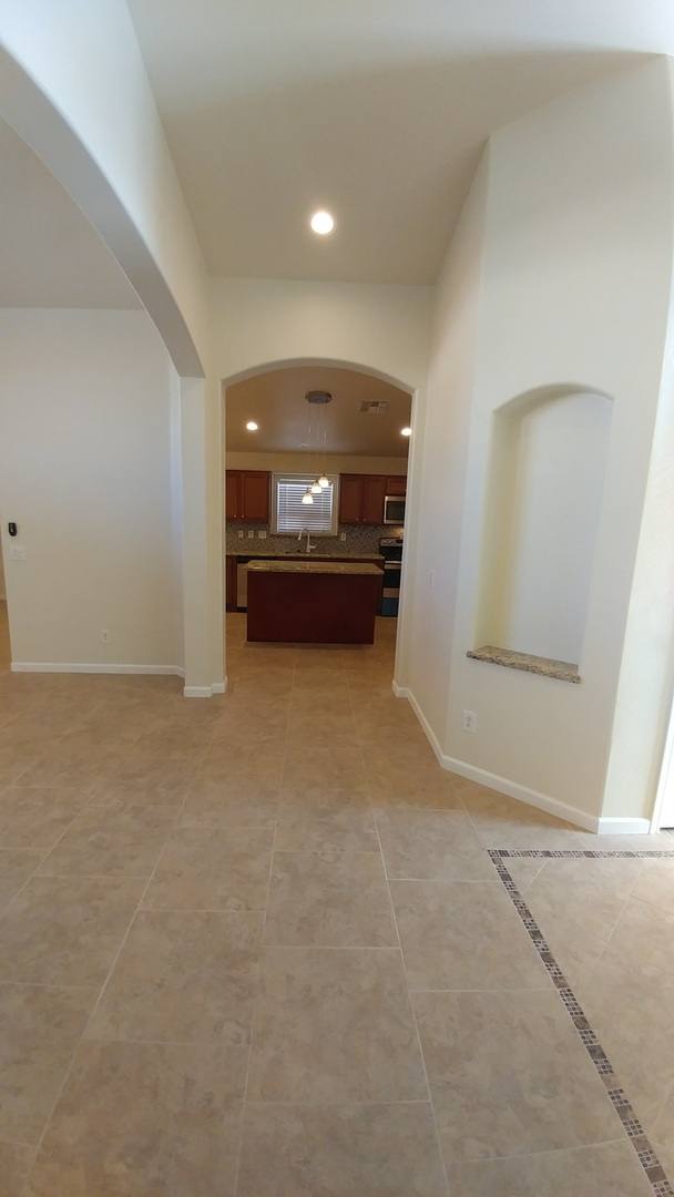 House for rent at 1004 W Dexter Way, San Tan Valley, AZ 85143
