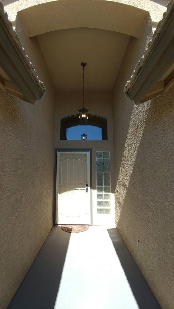 House for rent at 1004 W Dexter Way, San Tan Valley, AZ 85143