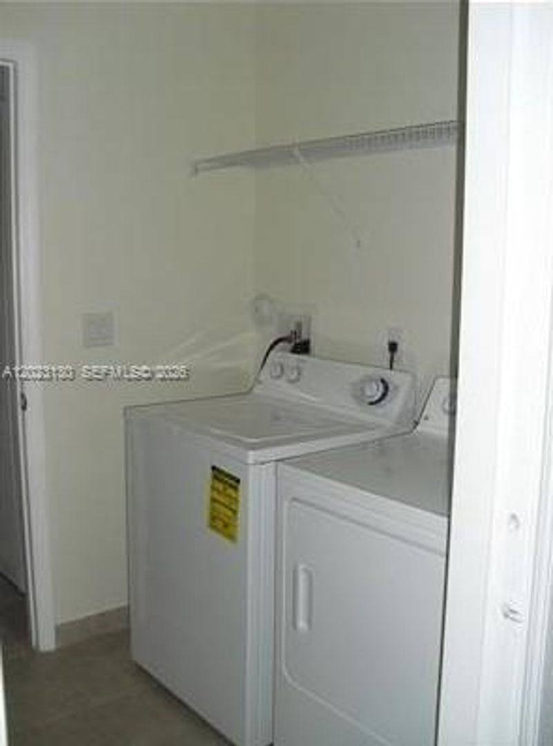 House for rent at 1423 NE 40th Rd, Homestead, FL 33033