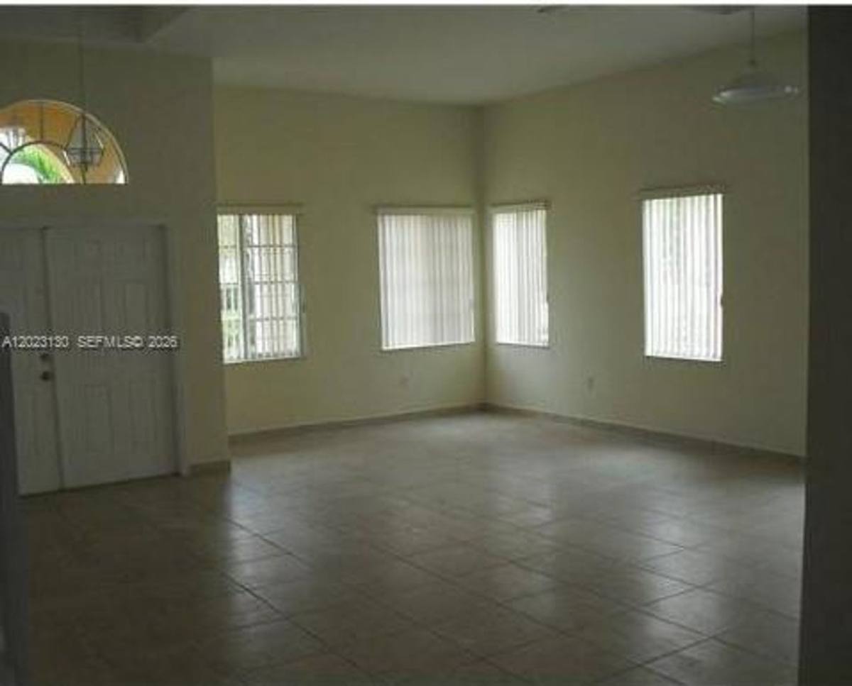 House for rent at 1423 NE 40th Rd, Homestead, FL 33033