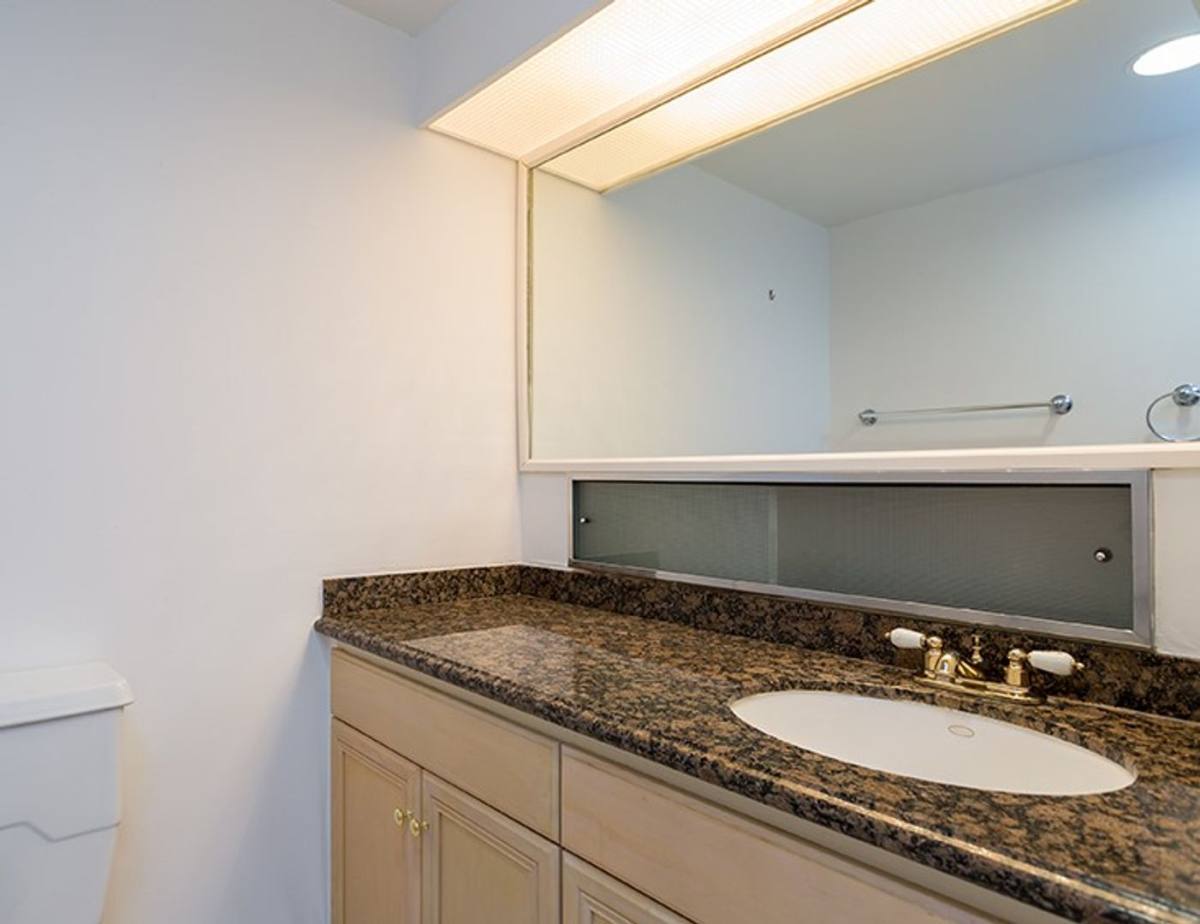 Apartment for rent at 6770 Hawaii Kai Dr, Honolulu, HI 96825