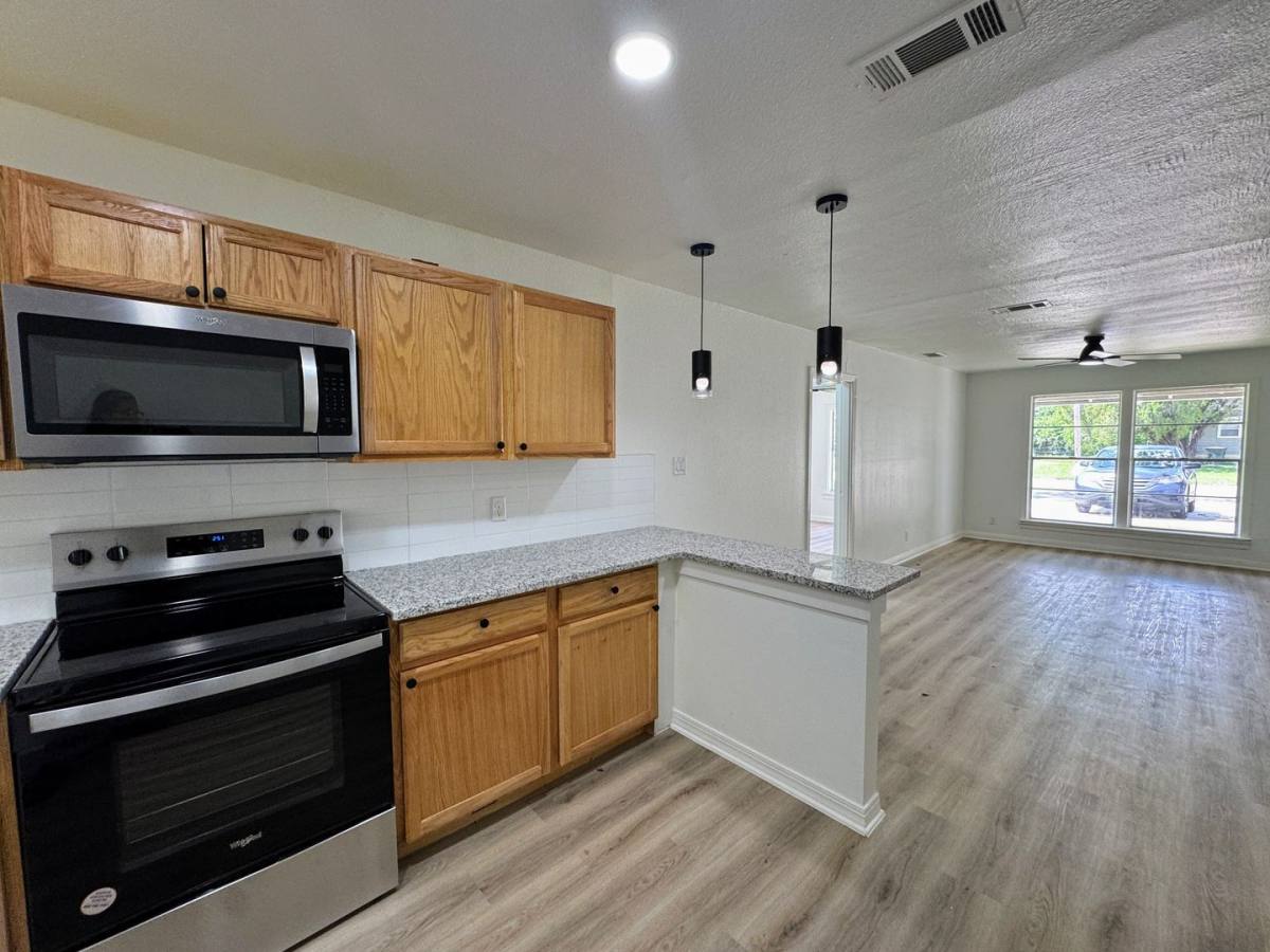 Apartment for rent at 2723-2725 Terrace Dr, Killeen, TX 76543