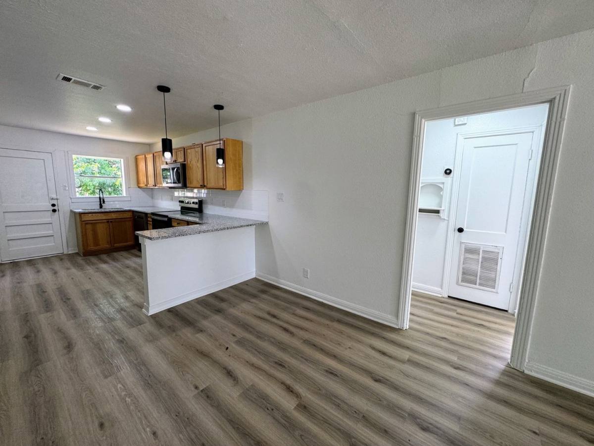 Apartment for rent at 2723-2725 Terrace Dr, Killeen, TX 76543