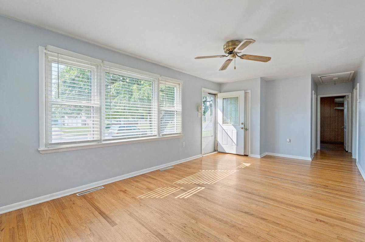 House for rent at 212 N Brownleaf Rd, Newark, DE 19713