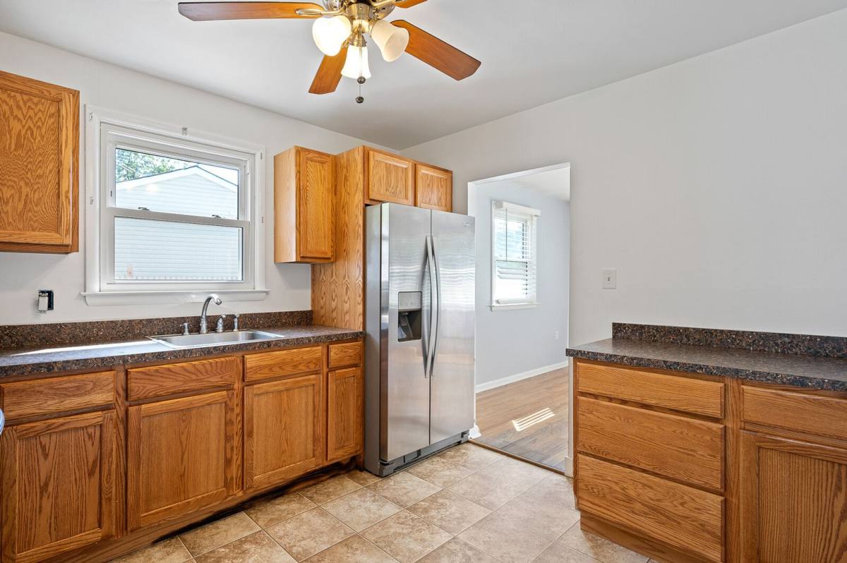 House for rent at 212 N Brownleaf Rd, Newark, DE 19713