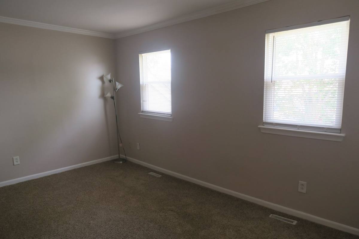 Apartment for rent at 1401 Wendfield Dr, Virginia Beach, VA 23453