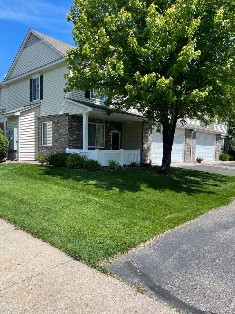 Townhouse for rent at 17149 Monroe St NW, Elk River, MN 55330