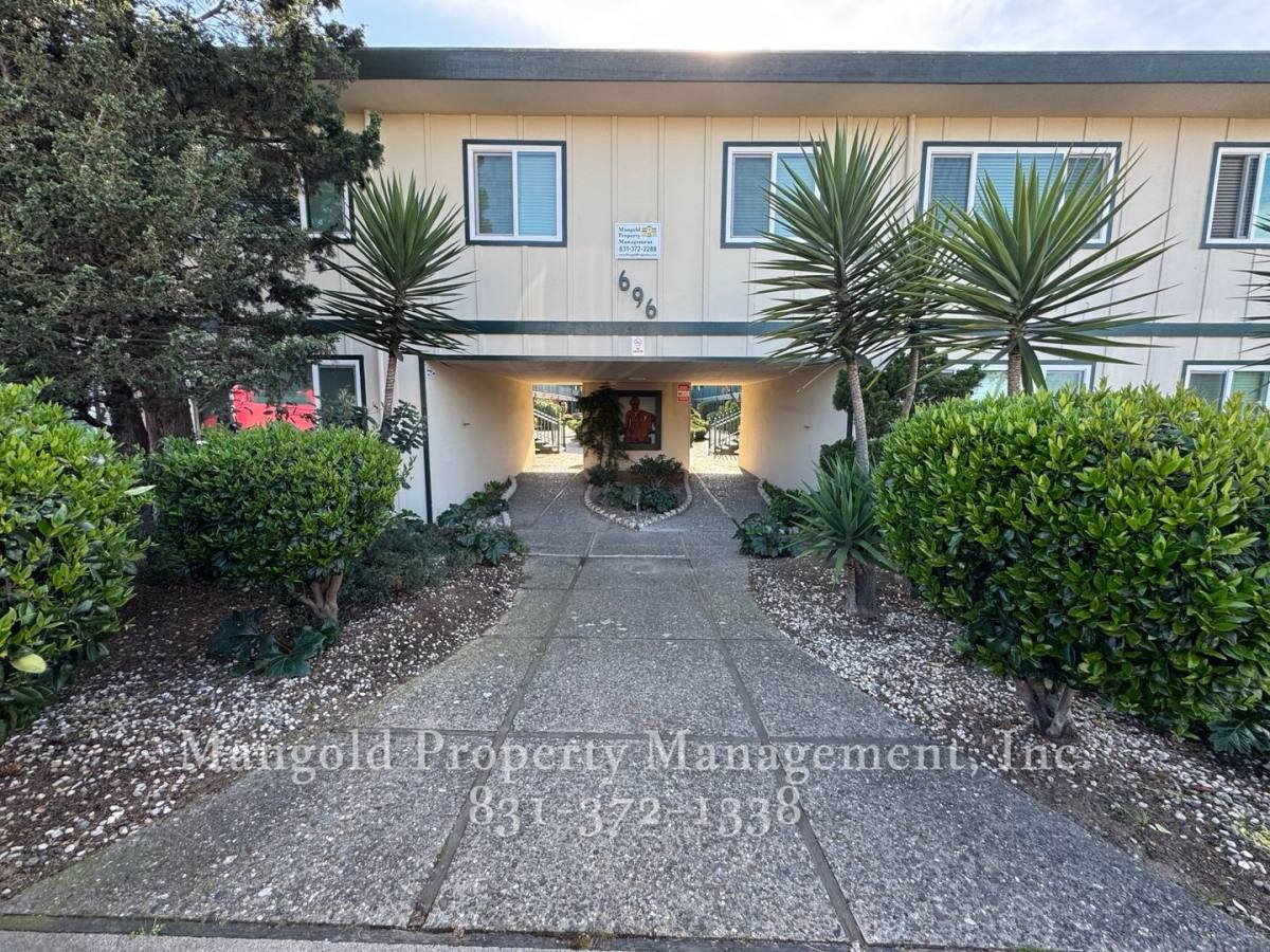Apartment for rent at 696 Casanova, Monterey, CA 93940