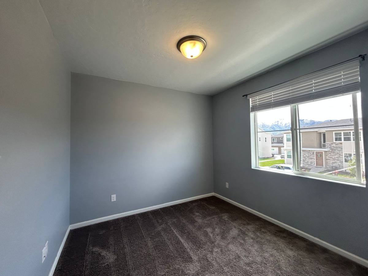 Townhouse for rent at 1286 E 1700 N, Payson, UT 84651