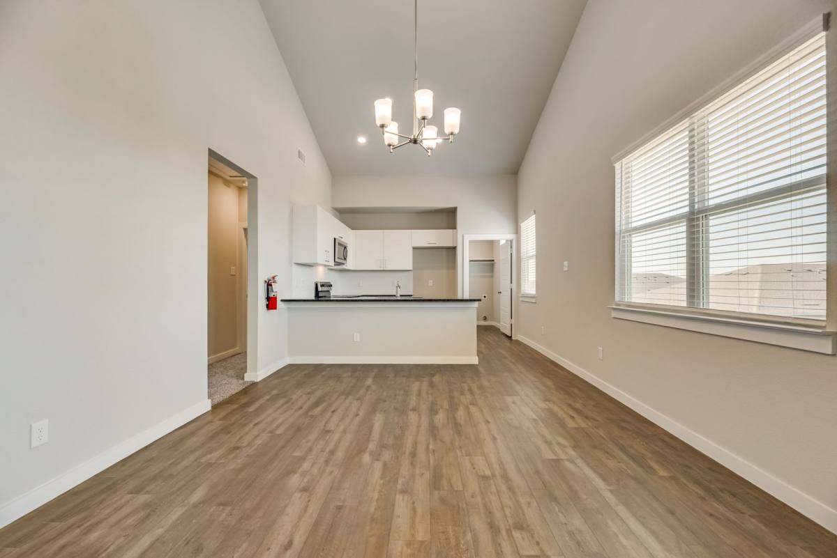 Townhouse for rent at 663 Wheatfield Dr, Venus, TX 76084