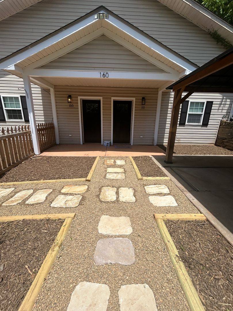 Apartment for rent at 160 State St, Asheville, NC 28806