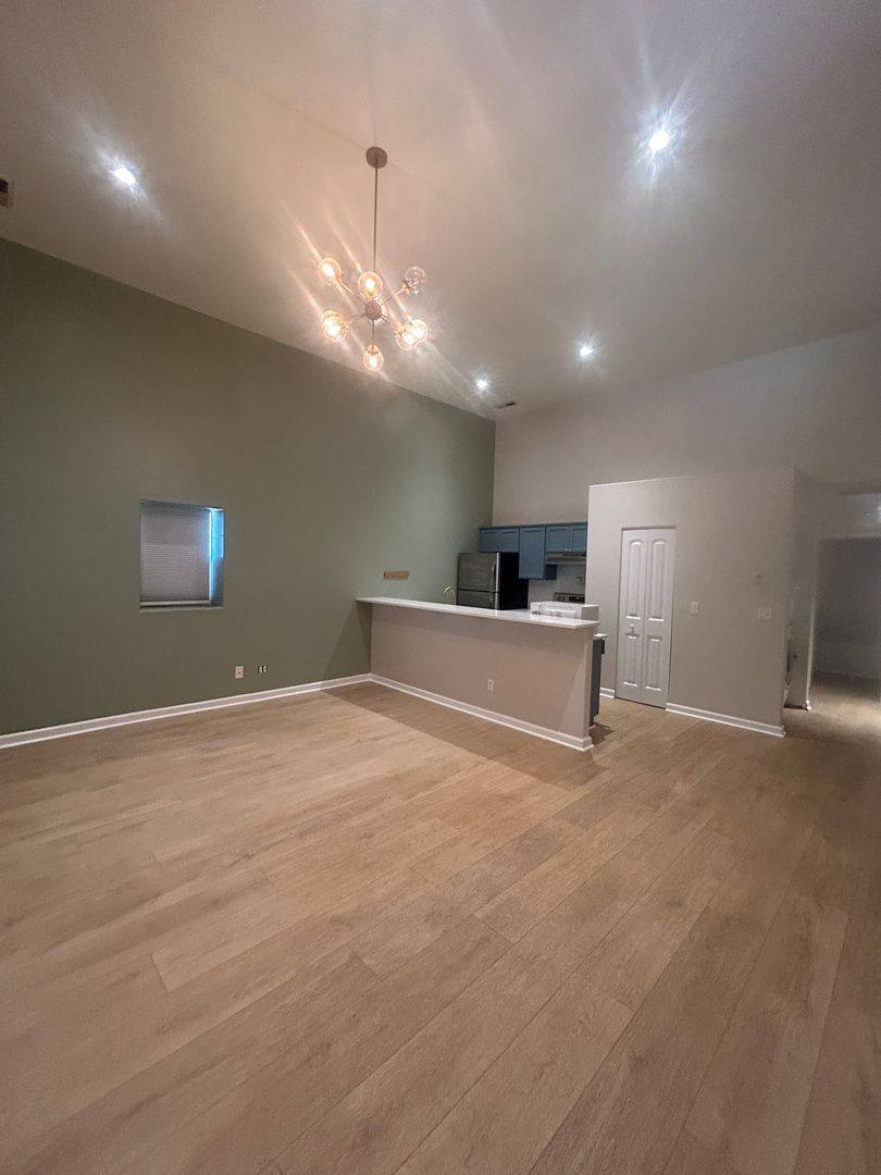 Apartment for rent at 160 State St, Asheville, NC 28806