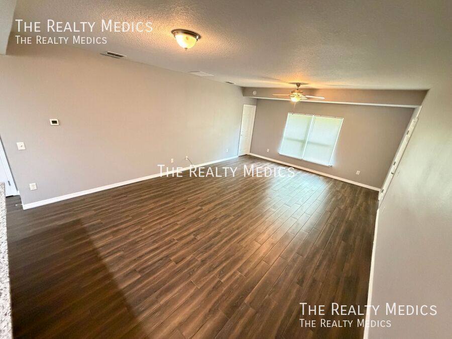 House for rent at 2615 Fair Oaks Dr, Deltona, FL 32738