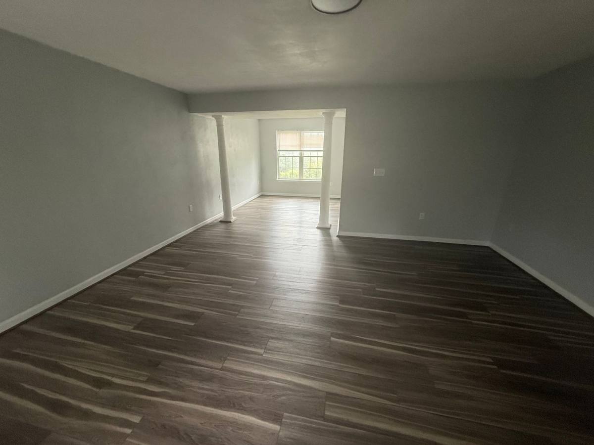 House for rent at 4826 Golfview Dr NE, Roanoke, VA 24019