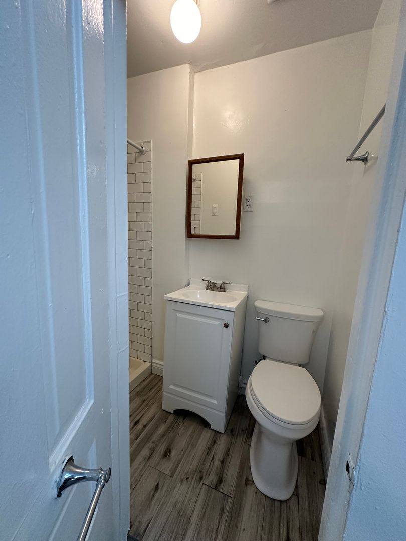 Apartment for rent at 2903-05 W 25th St, Chicago, IL 60623