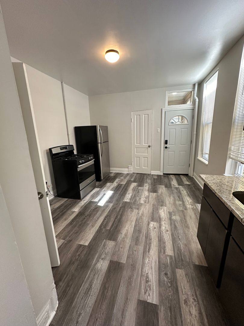 Apartment for rent at 2903-05 W 25th St, Chicago, IL 60623