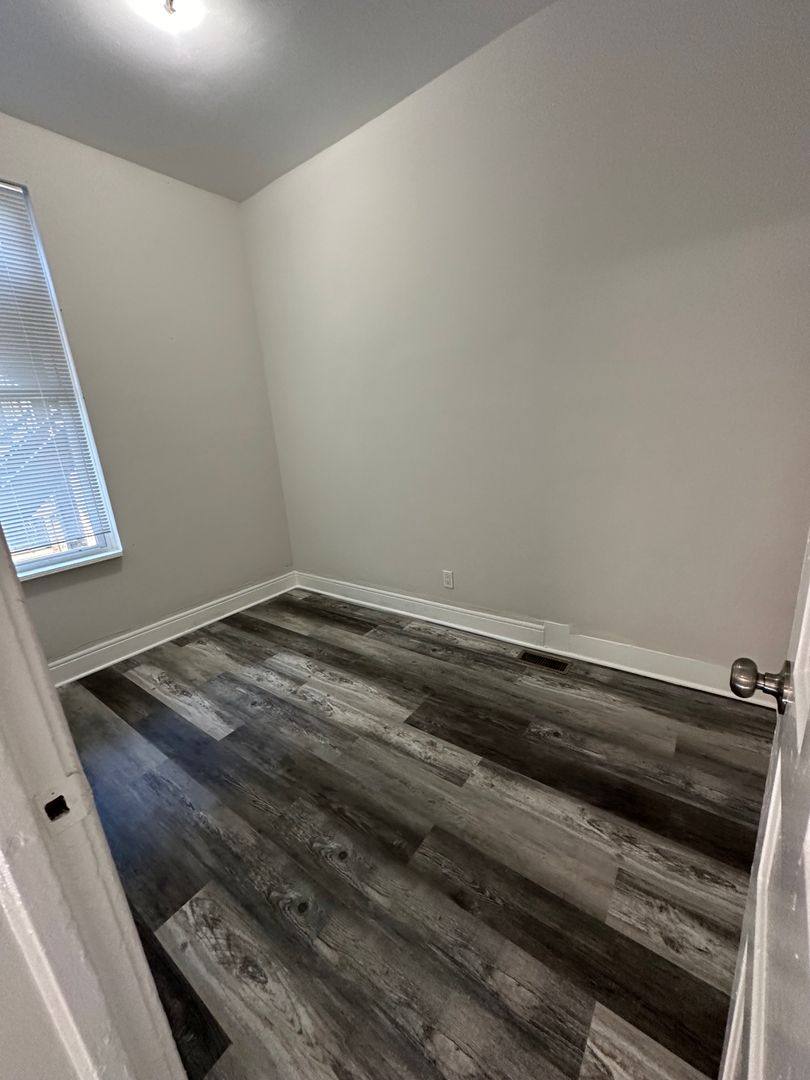 Apartment for rent at 2903-05 W 25th St, Chicago, IL 60623