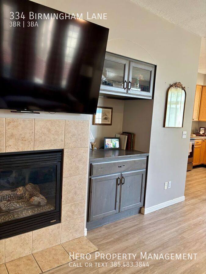 Townhouse for rent at 334 Birmingham Lane, North Salt Lake, UT 84054
