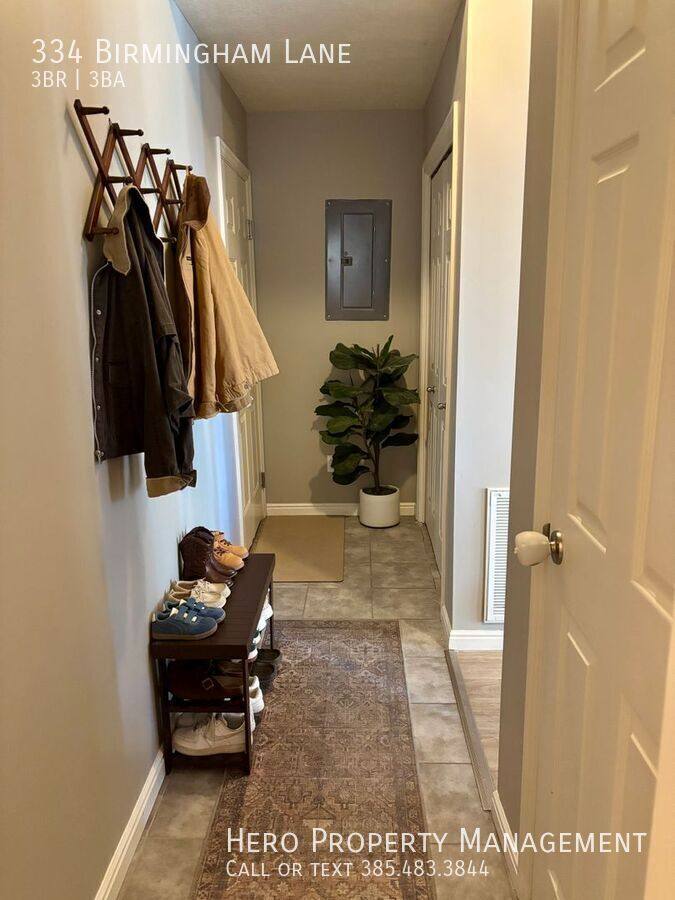 Townhouse for rent at 334 Birmingham Lane, North Salt Lake, UT 84054