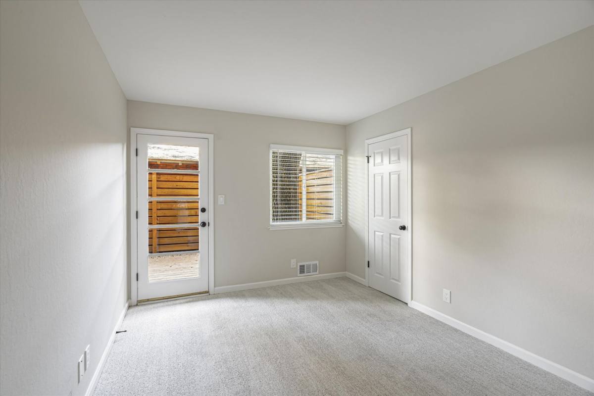 Apartment for rent at 109 Cleland Ave, Los Gatos, CA 95030