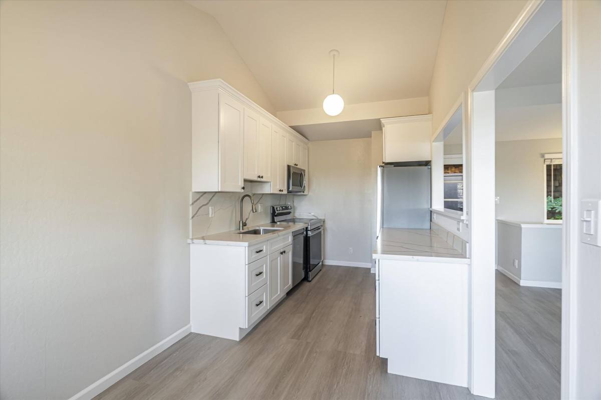 Apartment for rent at 109 Cleland Ave, Los Gatos, CA 95030